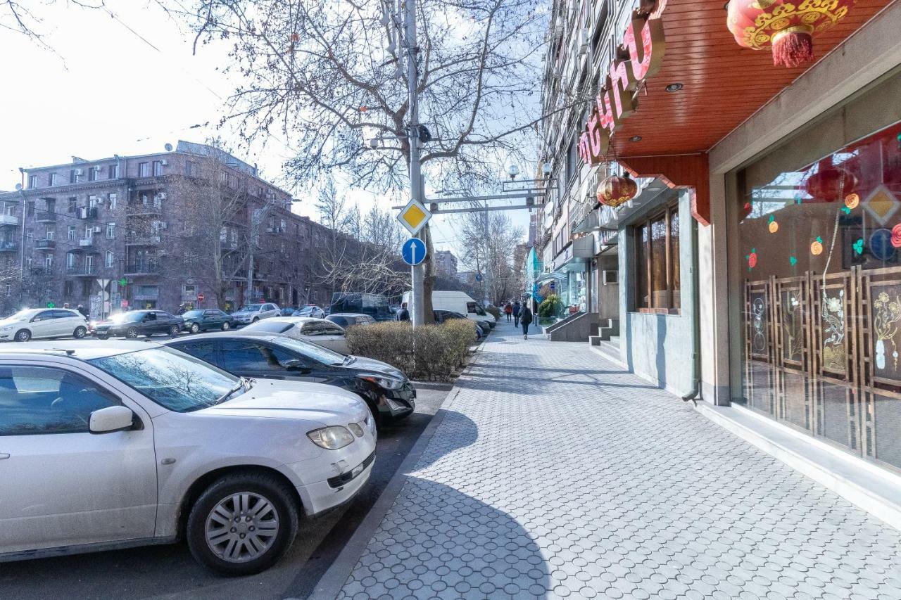 Stay Inn Apartments On 33 Sayat-Nova Avenue Ереван Экстерьер фото
