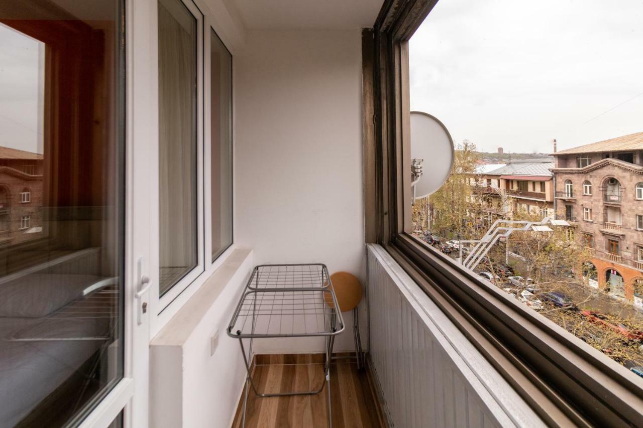 Stay Inn Apartments On 33 Sayat-Nova Avenue Ереван Экстерьер фото