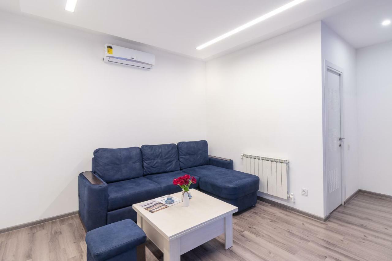 Stay Inn Apartments On 33 Sayat-Nova Avenue Ереван Экстерьер фото